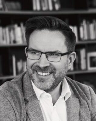 Starling Bank Launches UK-First AI Tool to Combat Purchase Scams